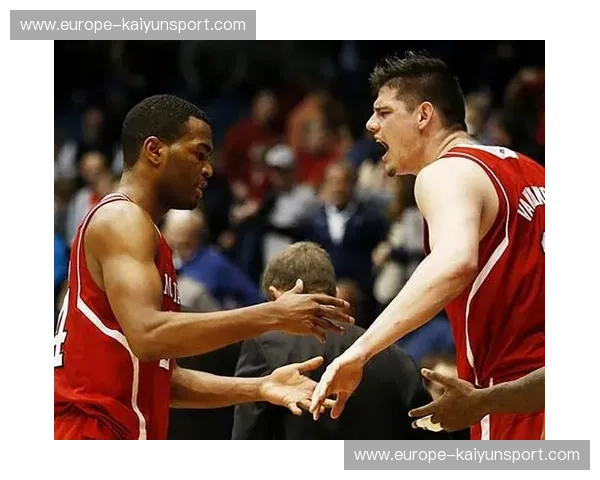 NCAA篮球图文直播:一站式洞察每场精彩对决 NCAA篮球图文直播:一站式洞察每场精彩对决